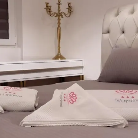 Apartment Luxury Iva Ii
